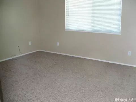 1025 Noarco Dr, Modesto, CA 95356 photo 8