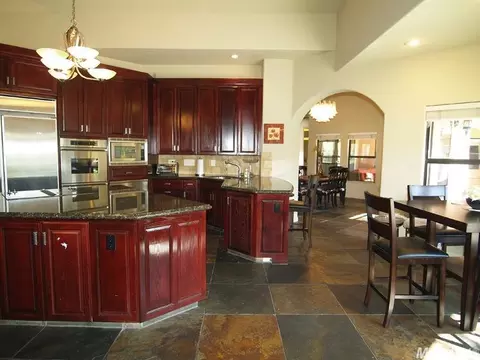 601 Cherry Hill Ct, Modesto, CA 95356 photo 9