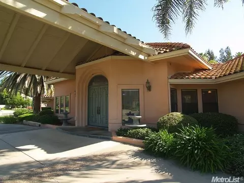 601 Cherry Hill Ct, Modesto, CA 95356 photo 3