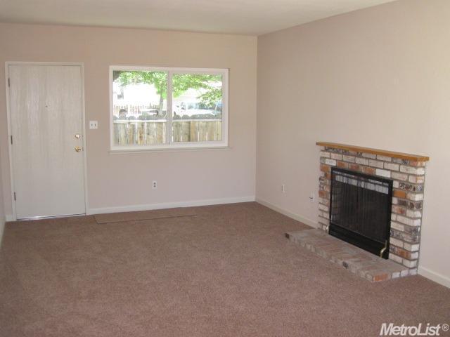 2809 Park Pl, Modesto, CA 95350 photo 2