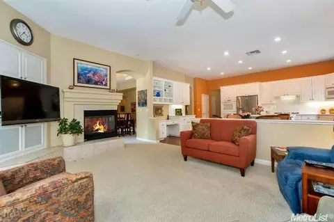 5608 Hoag Pl, Davis, CA 95618 photo 4