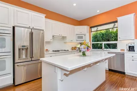 5608 Hoag Pl, Davis, CA 95618 photo 2