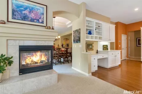 5608 Hoag Pl, Davis, CA 95618 photo 6