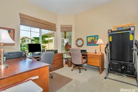 5608 Hoag Pl, Davis, CA 95618 photo 14