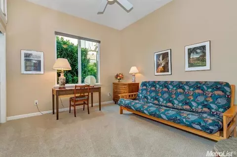 5608 Hoag Pl, Davis, CA 95618 photo 12