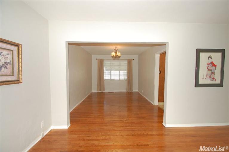 1211 Wellesley Ave, Modesto, CA 95350 photo 7