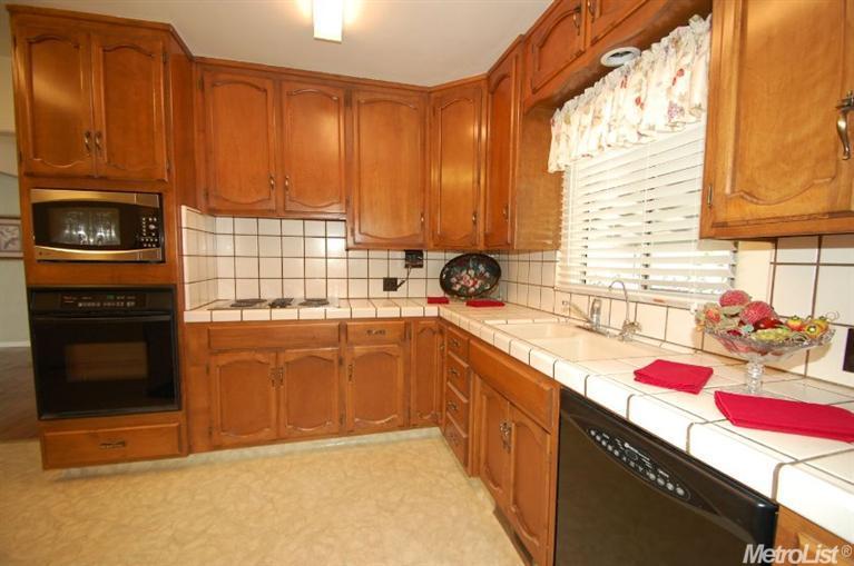 1211 Wellesley Ave, Modesto, CA 95350 photo 11