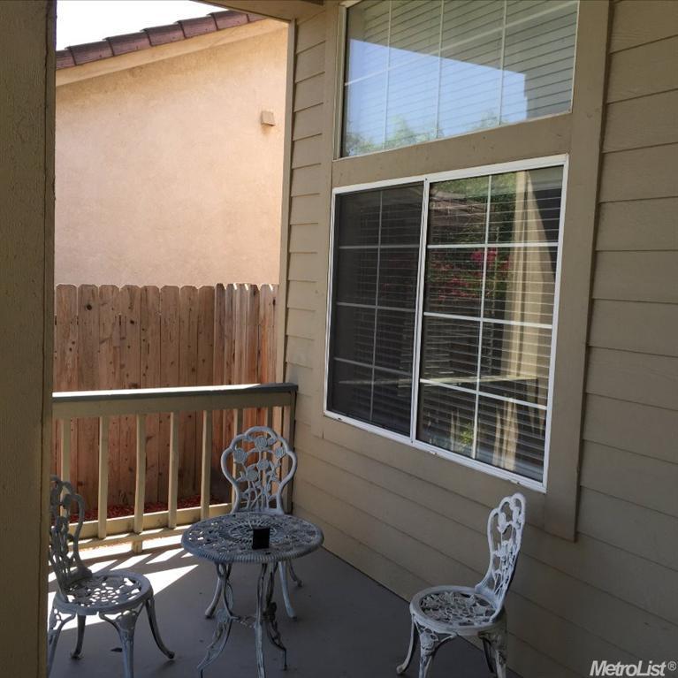 762 Sugar Pine Dr, Lathrop, CA 95330 photo 8