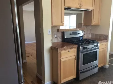 362 W 20th, Tracy, CA 95376 photo 5