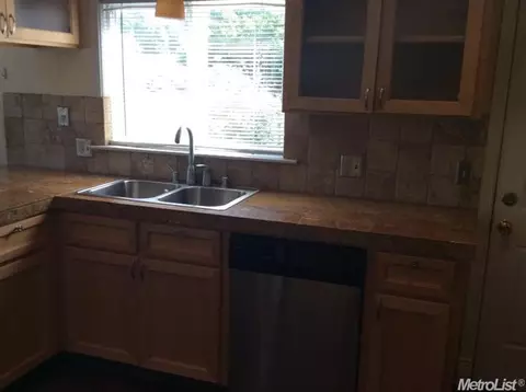362 W 20th, Tracy, CA 95376 photo 6