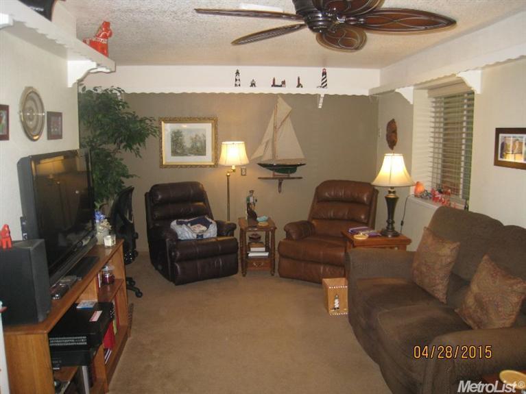 1925 N Berkeley Ave, Turlock, CA 95382 photo 14