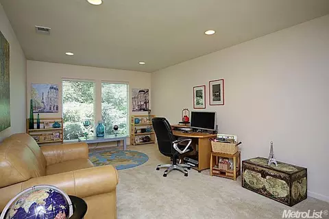 2617 Kalamazoo Pl, Davis, CA 95618 photo 12