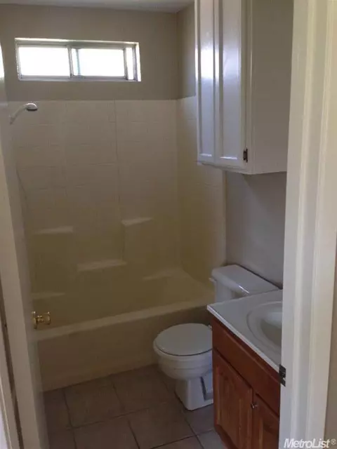 1304 Amanda Dr, Ceres, CA 95307 photo 12