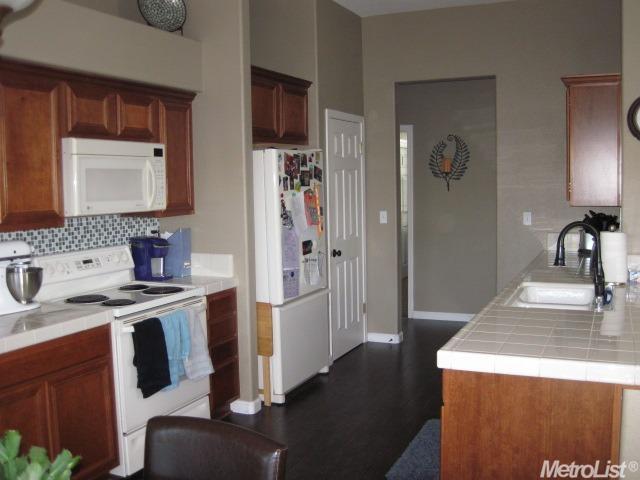3317 Vine Cliff Way, Modesto, CA 95355 photo 6