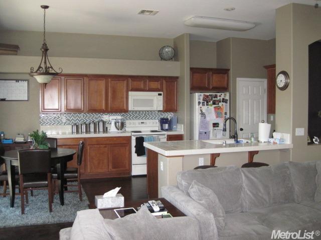 3317 Vine Cliff Way, Modesto, CA 95355 photo 5