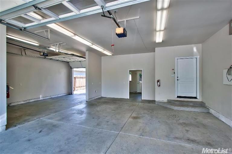 2736 Garfield Ave, Carmichael, CA 95608 photo 24