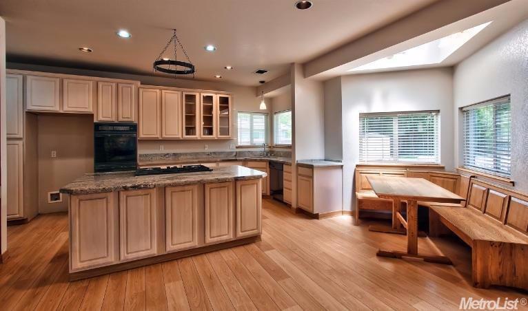 2736 Garfield Ave, Carmichael, CA 95608 photo 9