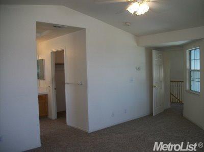 2127 Jayhawk Dr, Lodi, CA 95240 photo 7