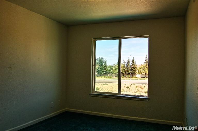 28 Arabian Way, Patterson, CA 95363 photo 13