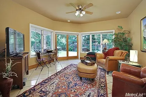 33 College Park, Davis, CA 95616 photo 23