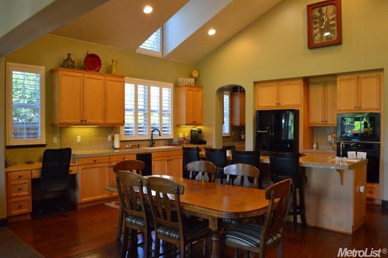 1876 Fairway Oaks Dr, Ripon, CA 95366 photo 7