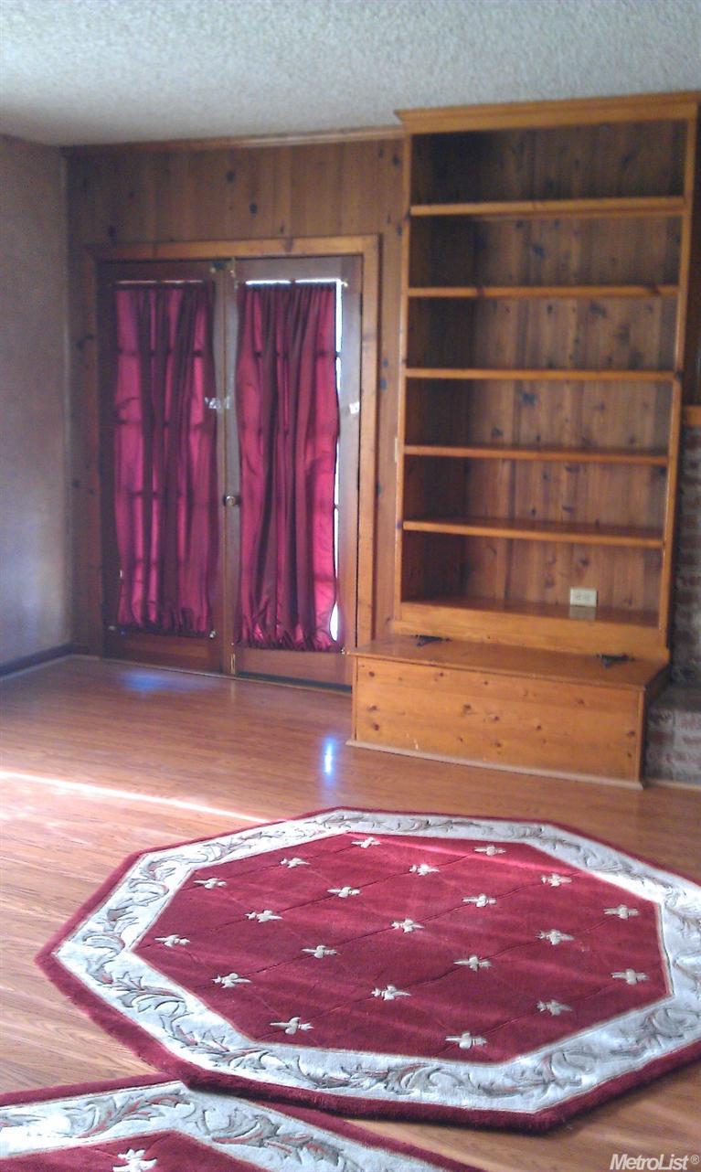 3217 Moonview Dr, Ceres, CA 95307 photo 4