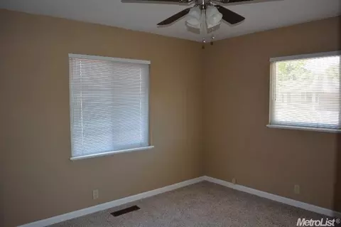 310 E Longview, Stockton, CA 95207 photo 8