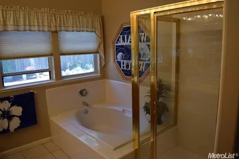 1355 Yorkshire Loop, Tracy, CA 95376 photo 14