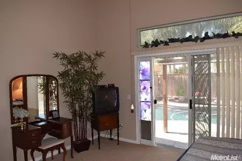 1355 Yorkshire Loop, Tracy, CA 95376 photo 11