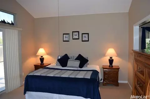 1355 Yorkshire Loop, Tracy, CA 95376 photo 12