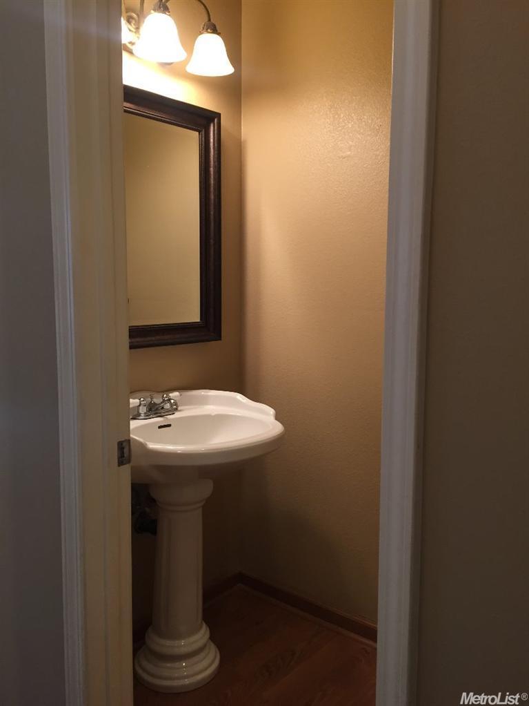 1337 Gentry Ln, Tracy, CA 95377 photo 8