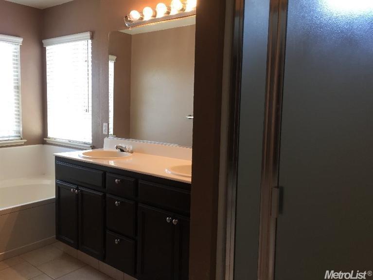1337 Gentry Ln, Tracy, CA 95377 photo 16