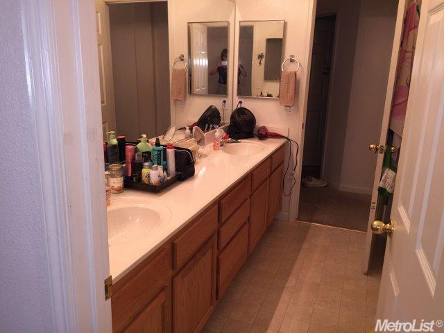 3409 Parkcrest Dr, Modesto, CA 95355 photo 16