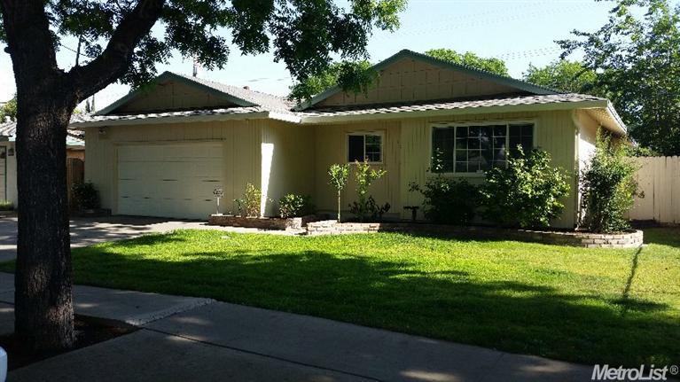 1812 Mount Vernon Dr, Modesto, CA 95350 photo 1
