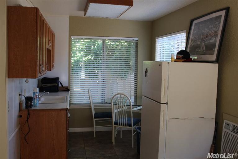 2491 Marshall, Turlock, CA 95380 photo 6
