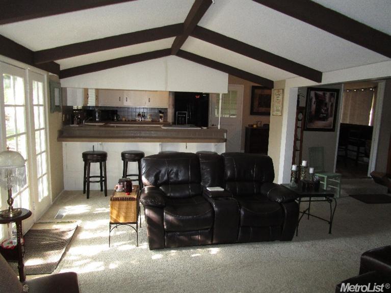 397 Gage St, Planada, CA 95365 photo 6