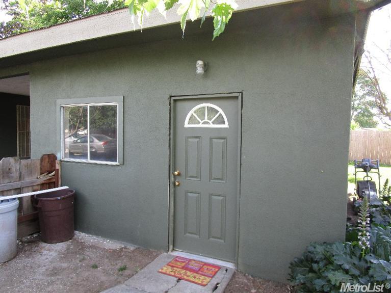 397 Gage St, Planada, CA 95365 photo 16
