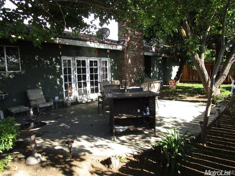 397 Gage St, Planada, CA 95365 photo 14