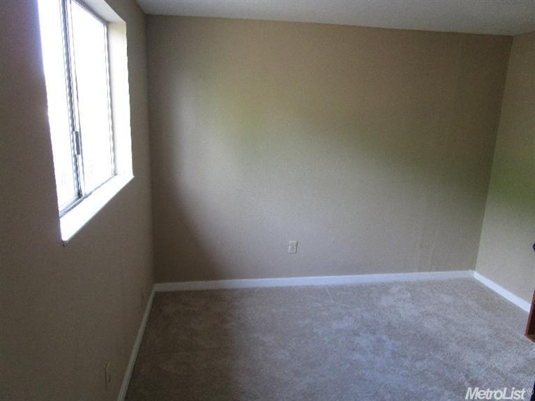 397 Gage St, Planada, CA 95365 photo 19