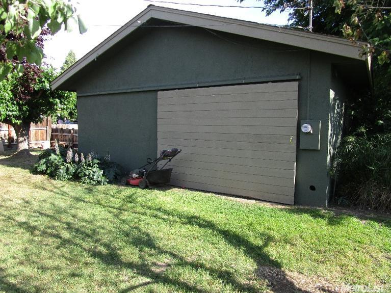 397 Gage St, Planada, CA 95365 photo 17