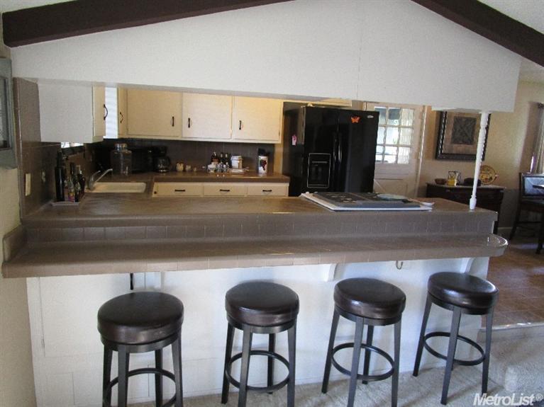 397 Gage St, Planada, CA 95365 photo 4