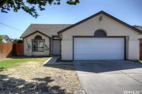 2100 Rutherford St, Modesto, CA 95358 photo 1