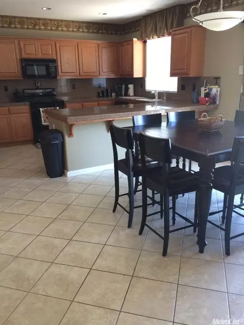4580 Windchime Way, Tracy, CA 95377 photo 3