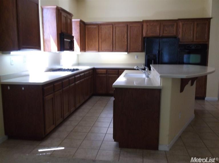 194 Spring Ave, Patterson, CA 95363 photo 1