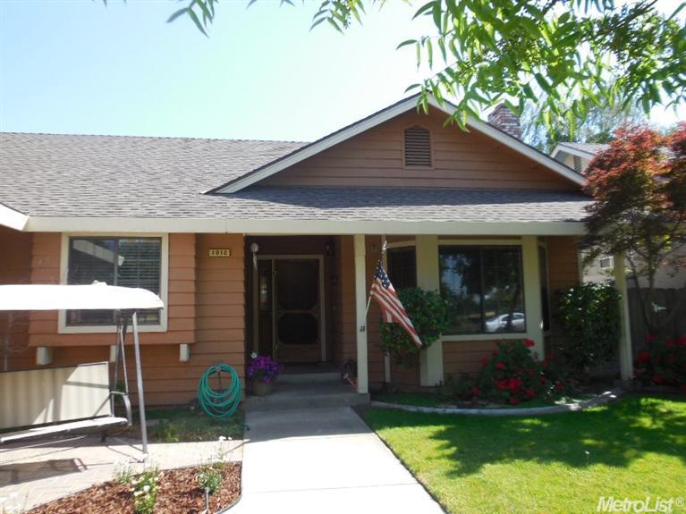 1012 Gettysburg St, Turlock, CA 95382 photo 3