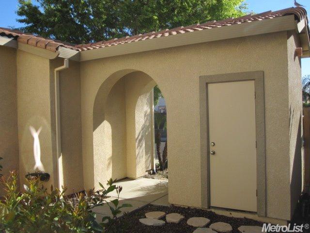 561 Mcdowell Way, Tracy, CA 95377 photo 2