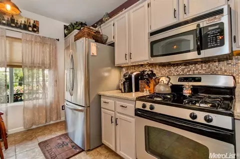 1356 Via Colonna Ter, Davis, CA 95618 photo 9