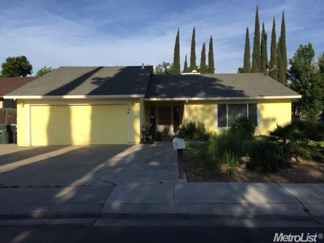 136 Whitethorn Dr, Modesto, CA 95354 photo 1