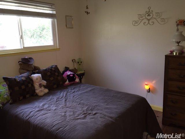 136 Whitethorn Dr, Modesto, CA 95354 photo 15