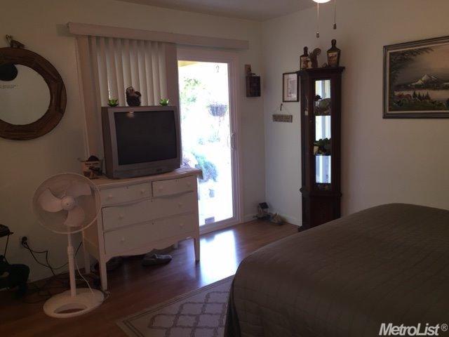 136 Whitethorn Dr, Modesto, CA 95354 photo 17